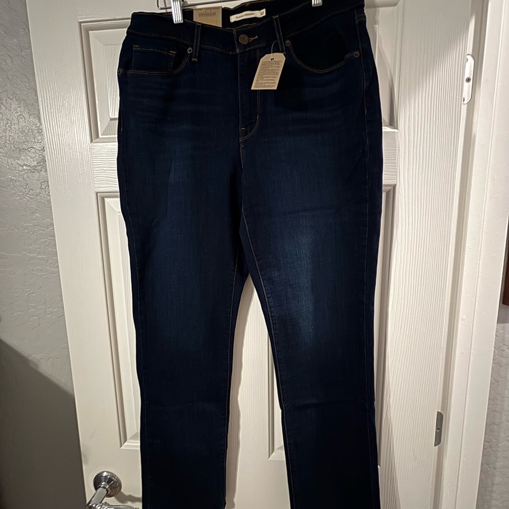 Levi's Classic Straight Mid Rise NWT Jeans 12M